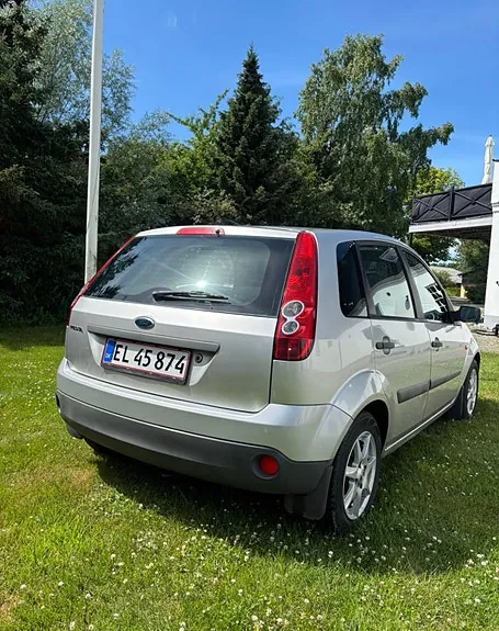 Ford Fiesta 2007 photo 3