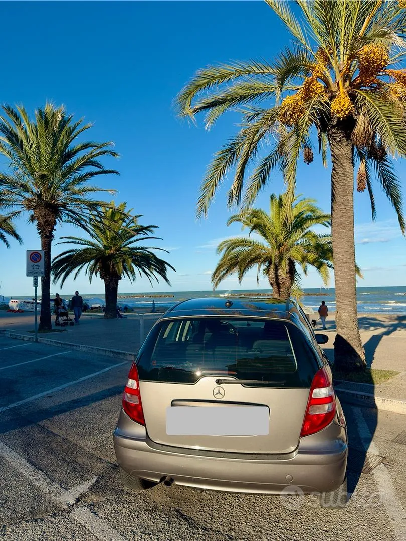 Mercedes-Benz A-Class 2005 photo 2