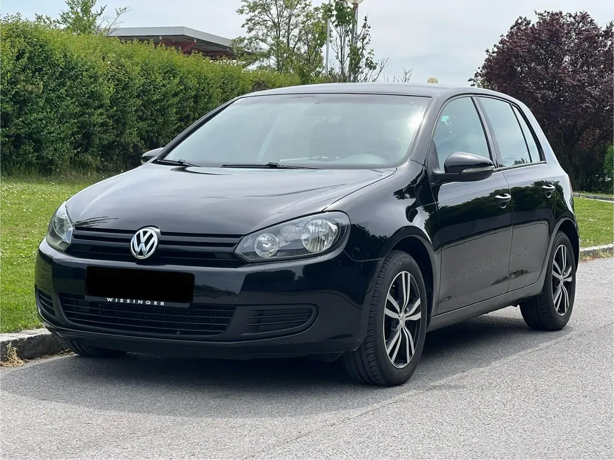 Volkswagen Golf 2011 photo 3