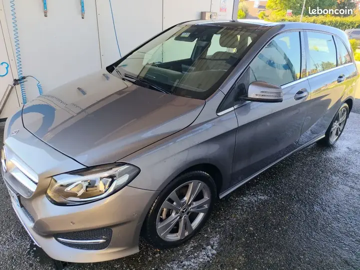 Mercedes-Benz B-Class 2017 photo 2