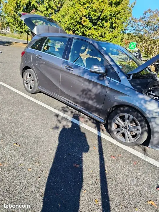 Mercedes-Benz B-Class 2017 photo 3