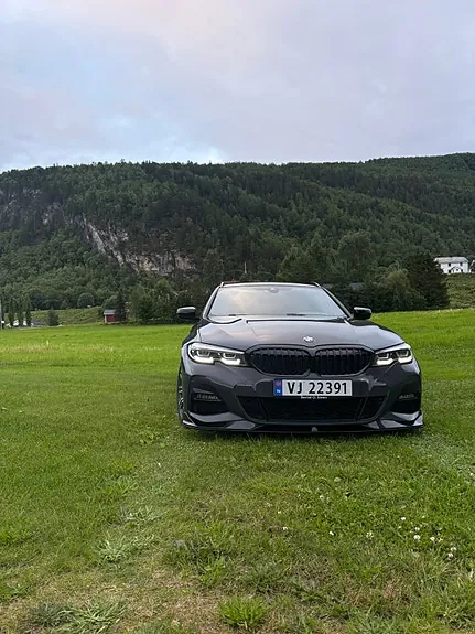 BMW 330E 2021 photo 2