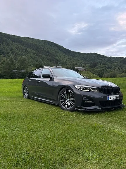 BMW 330E