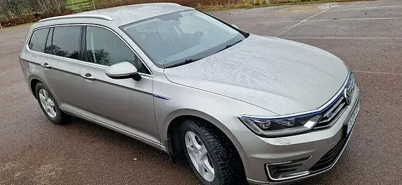 Volkswagen Passat 2017 photo 4