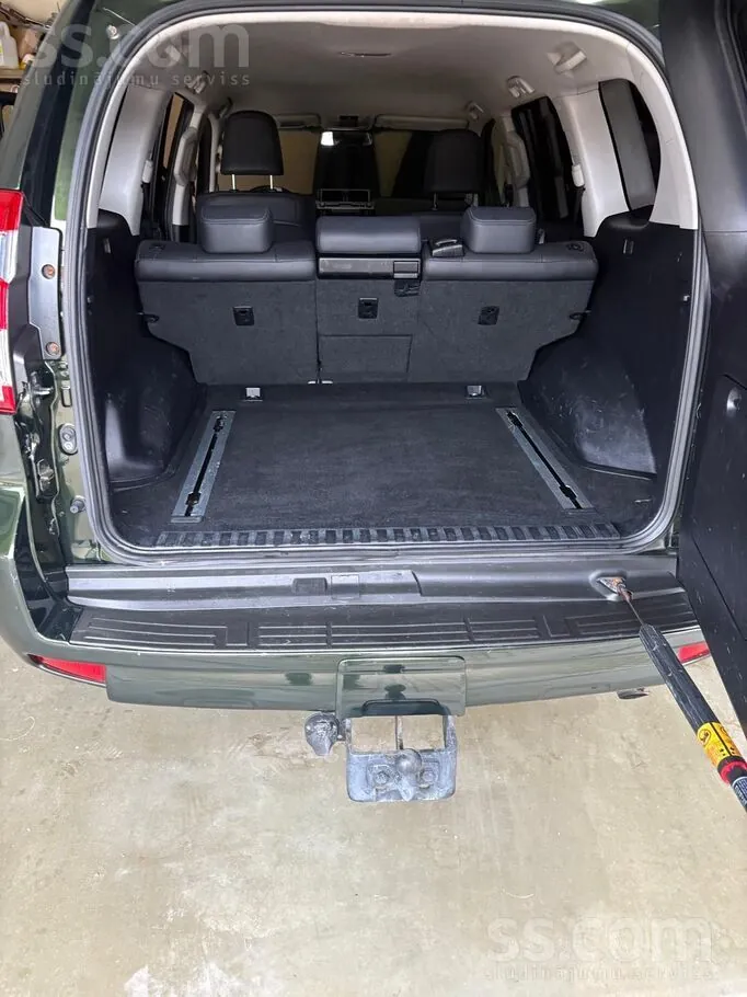 Toyota Land Cruiser 2008 photo 2