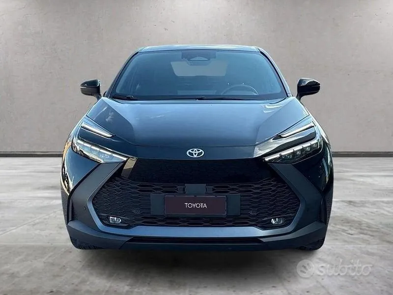 Toyota C-Hr 2025 photo 4