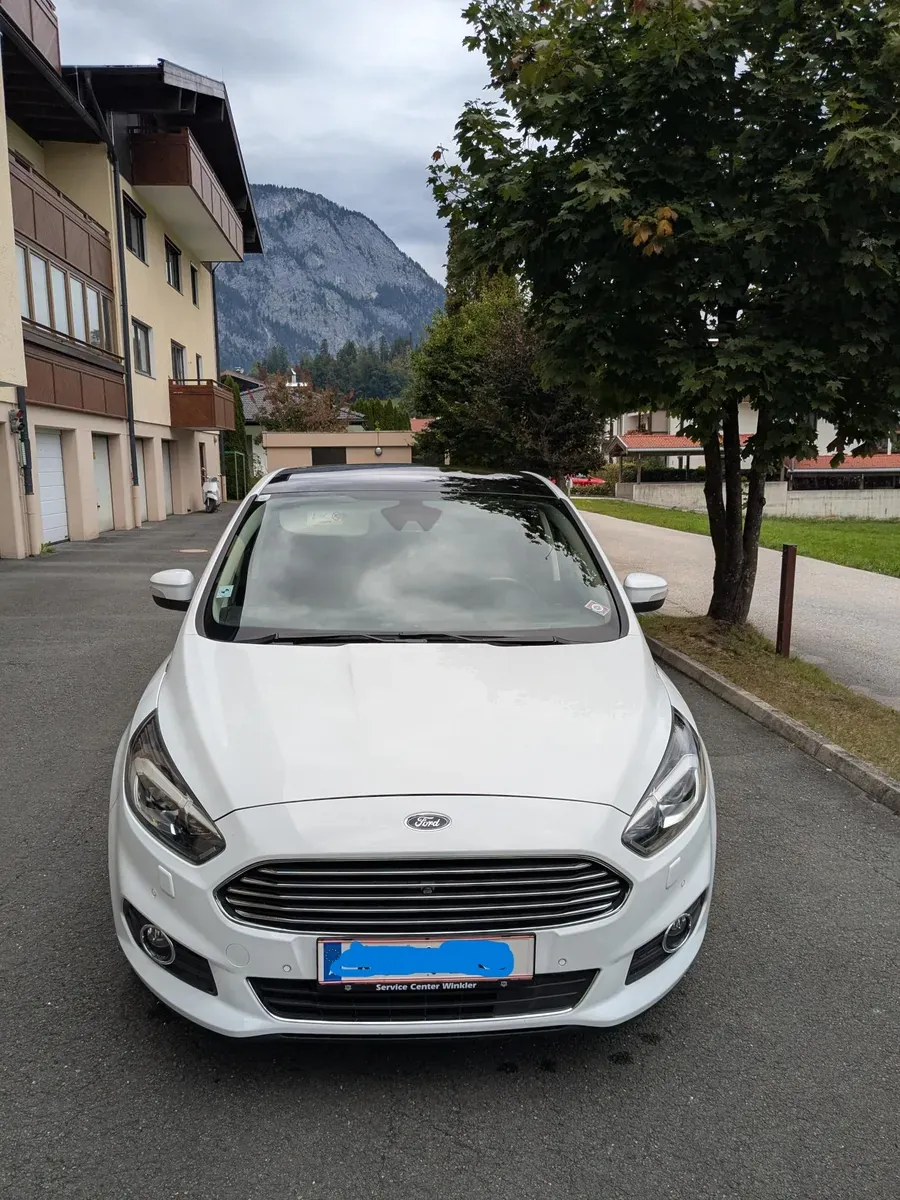 Ford S-Max 2017 photo 2