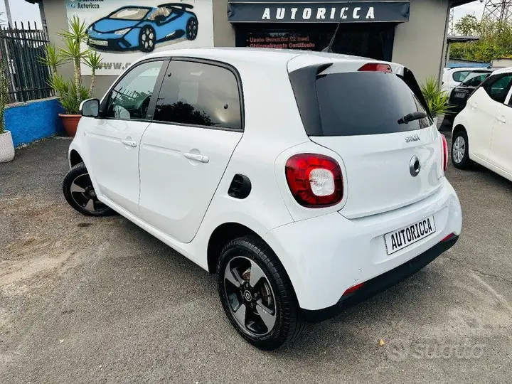 Smart Forfour 2019 photo 4