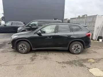 BMW Ix1 2025 photo 2