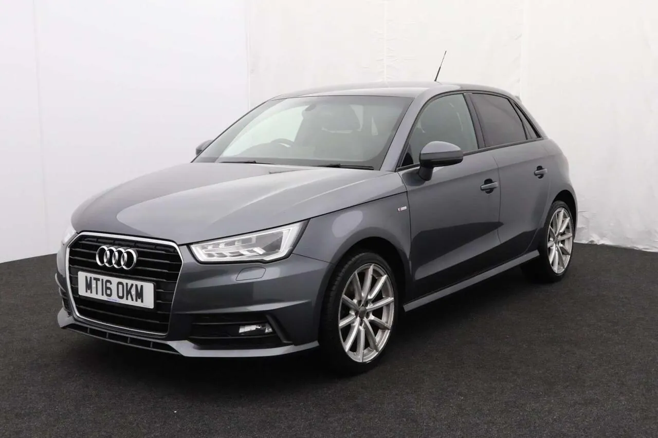 Audi A1 2016 photo 3