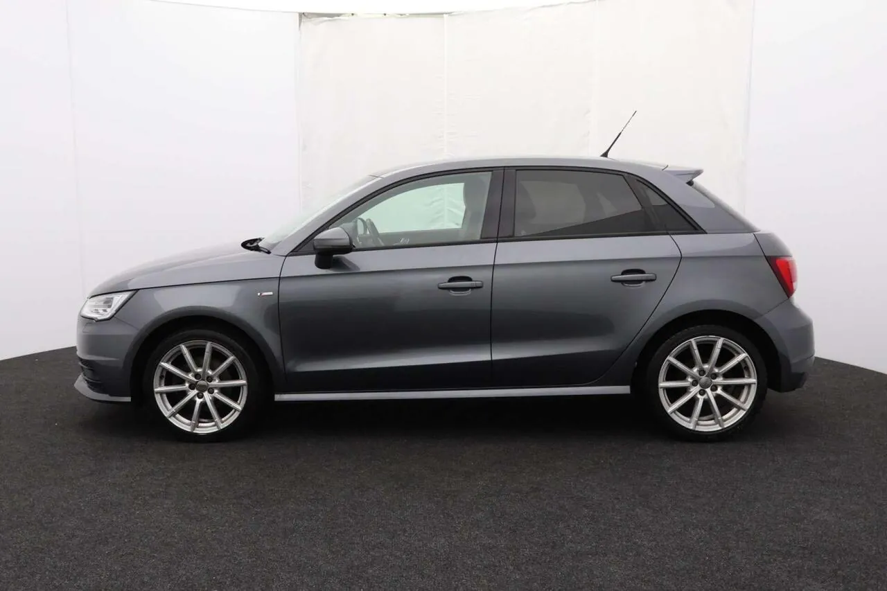 Audi A1 2016 photo 5