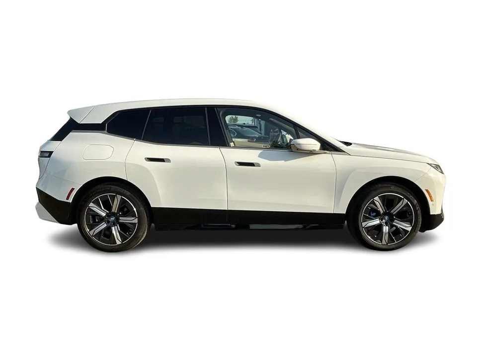 BMW Ix 2025 photo 3