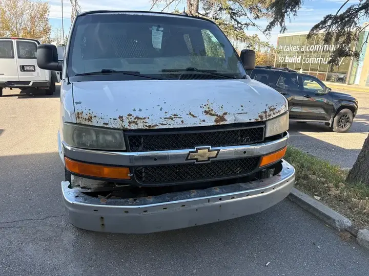 Chevrolet Express 2013 photo 3