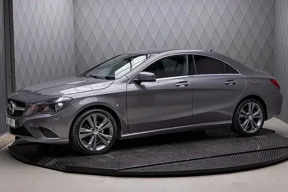 Mercedes-Benz Cla 180 2015 photo 2