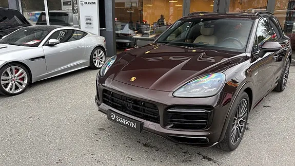 Porsche Cayenne 2020 photo 2