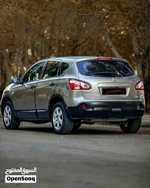 Nissan Qashqai 2012 photo 4