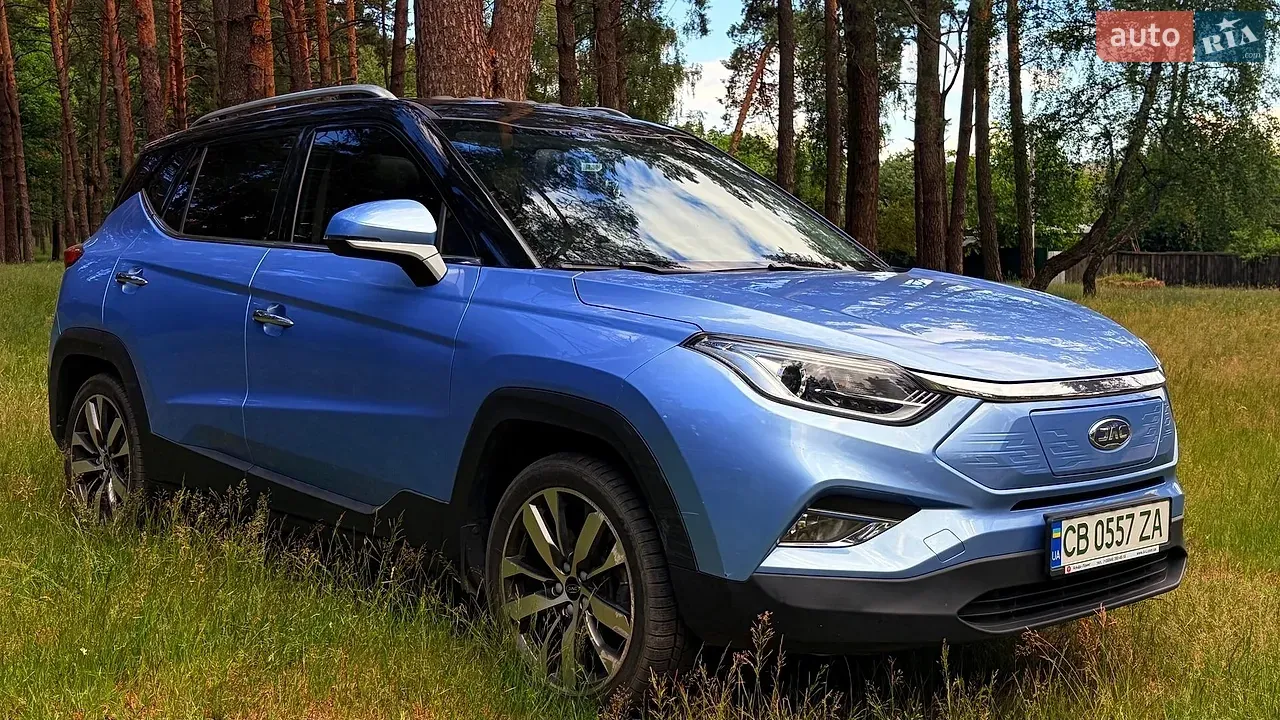 JAC Ievs4 2019 photo 2