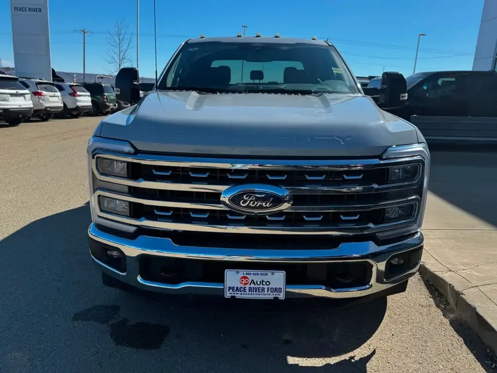 Ford F350 2026 photo 2