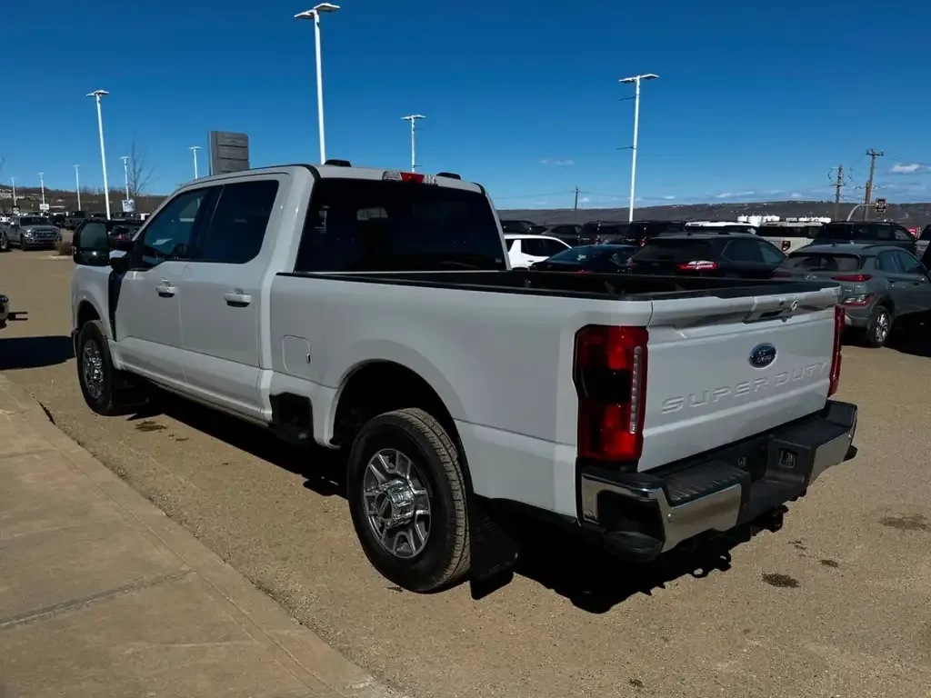 Ford F350 2026 photo 5
