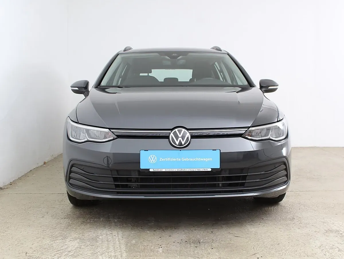 Volkswagen Golf 2022 photo 2