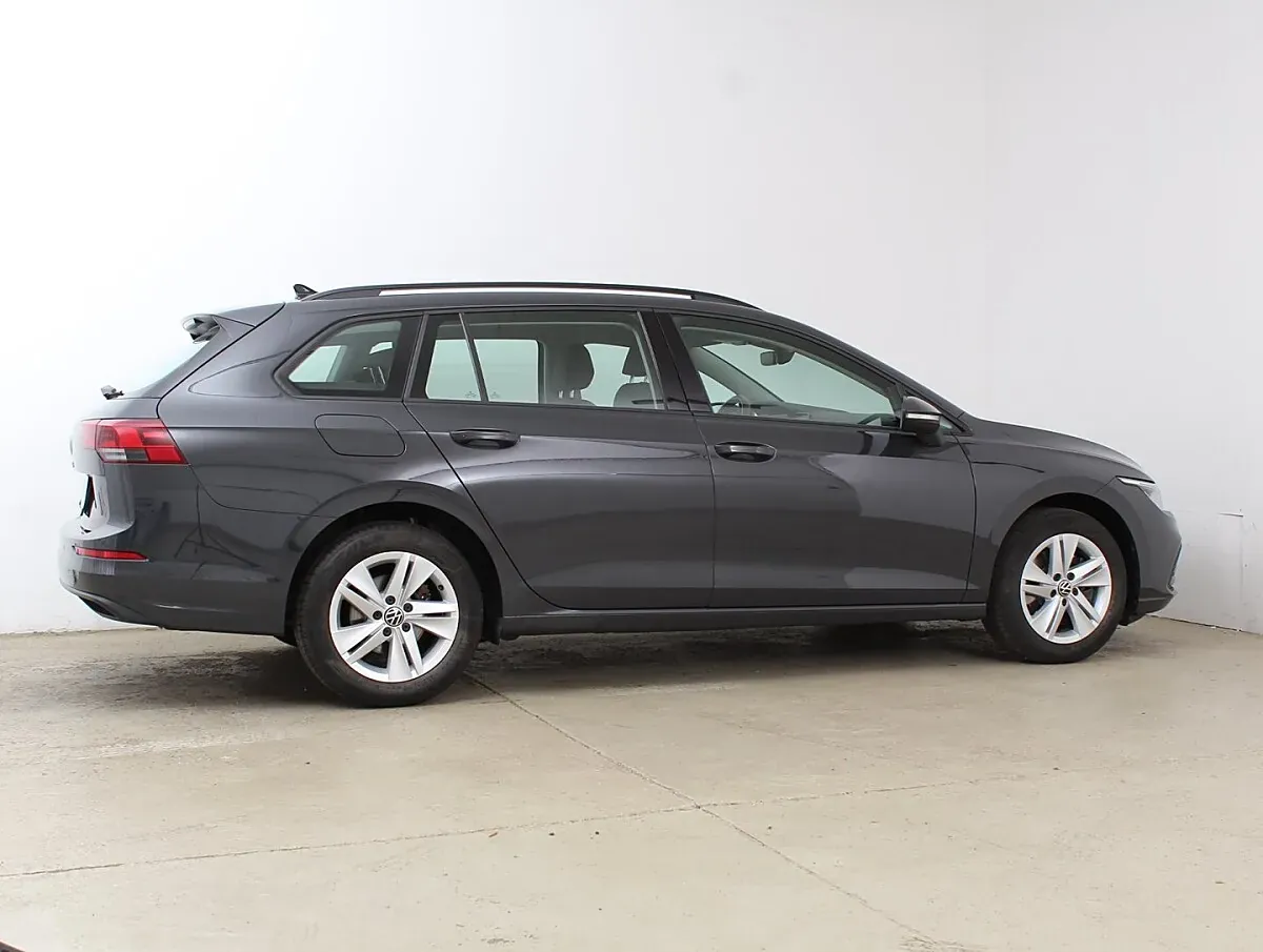 Volkswagen Golf 2022 photo 3