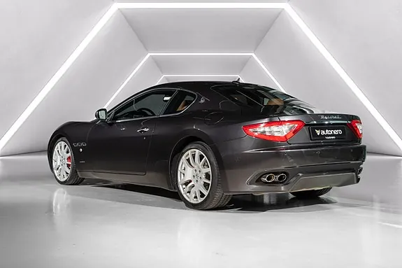 Maserati Granturismo 2008 photo 2