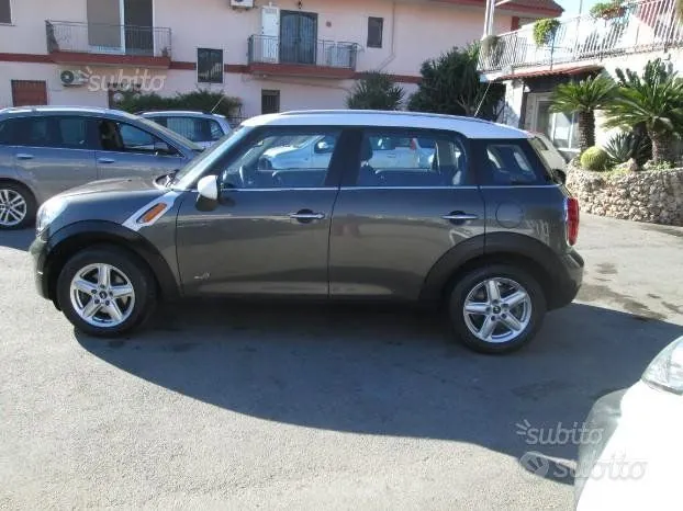 Mini Cooper Countryman 2011 photo 2
