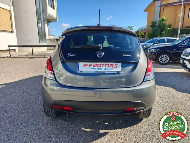 Lancia Ypsilon 2021 photo 4