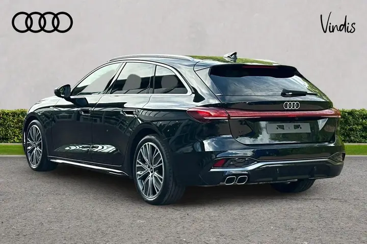 Audi A5 Avant 2026 photo 3