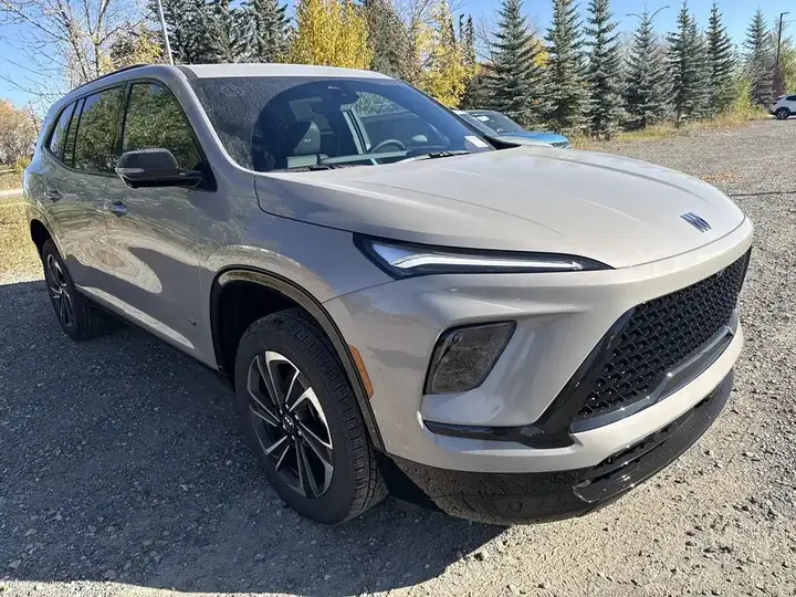 Buick Enclave 2026 photo 3
