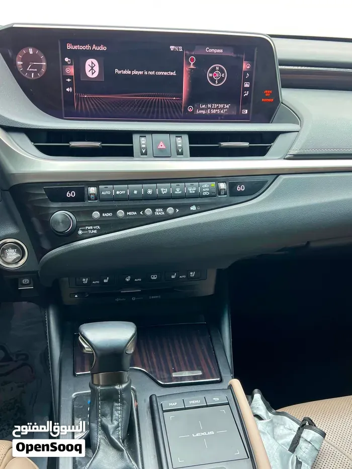 Lexus Es350 2019 photo 4