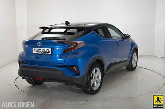 Toyota C-Hr 2018 photo 4