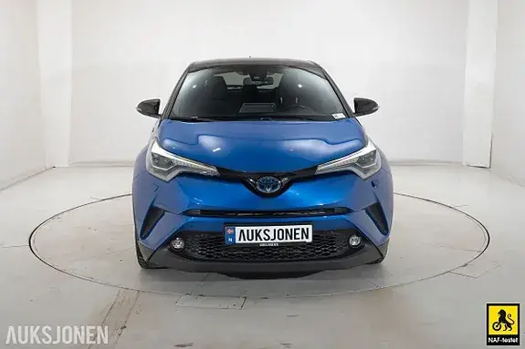 Toyota C-Hr 2018 photo 2
