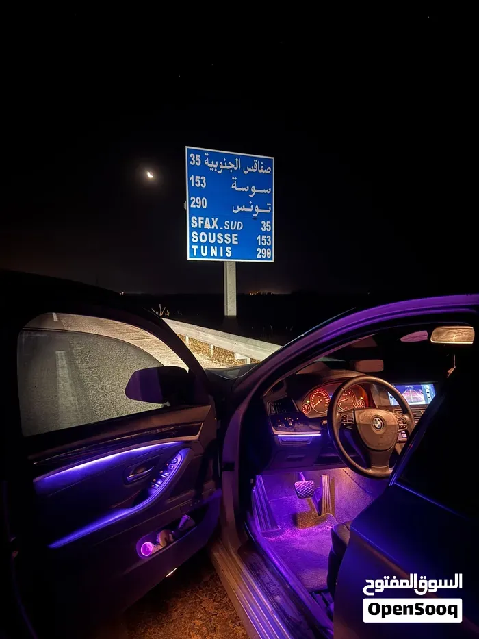 BMW 5 Series 2012 photo 2