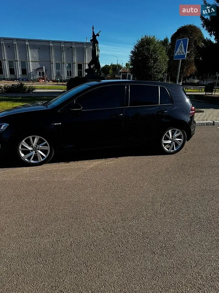 Volkswagen E-Golf 2017 photo 5