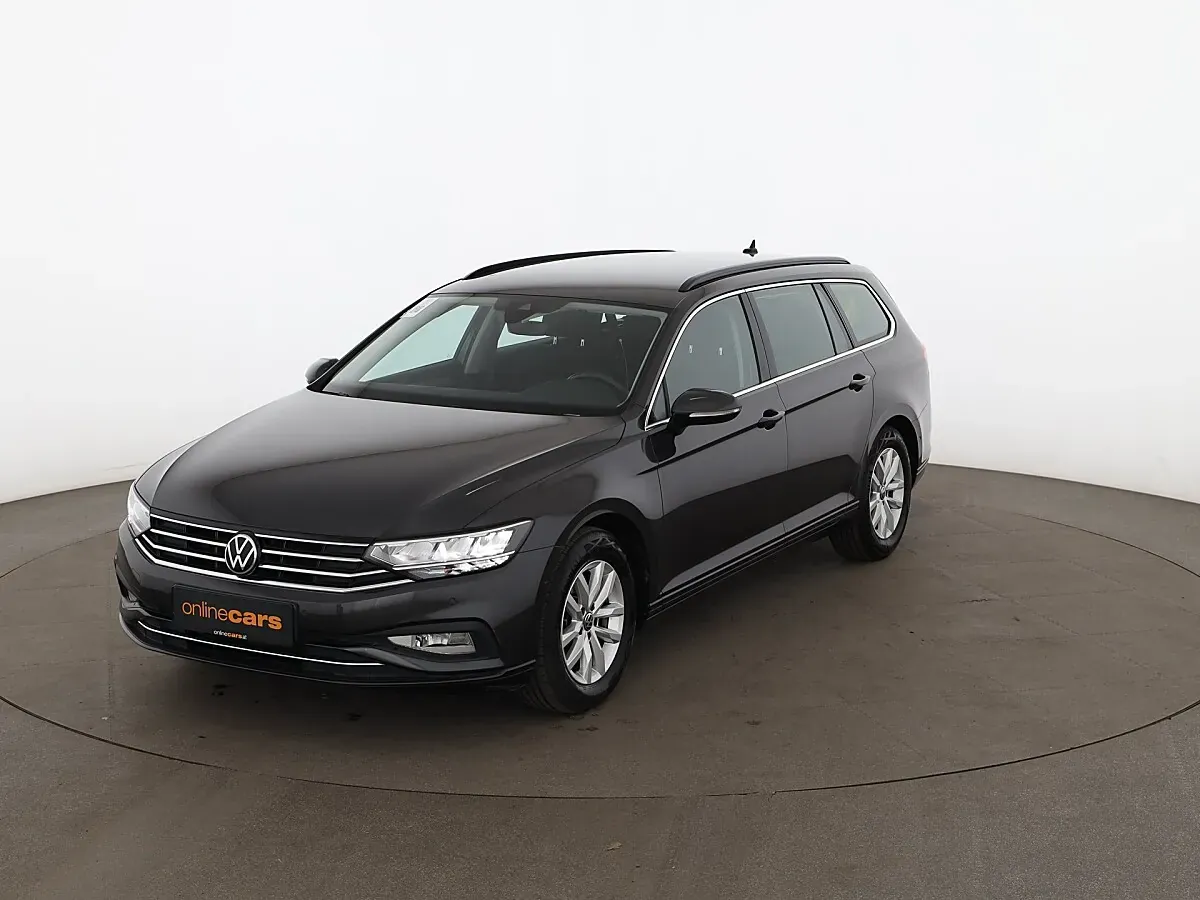 Volkswagen Passat 2020 photo 2