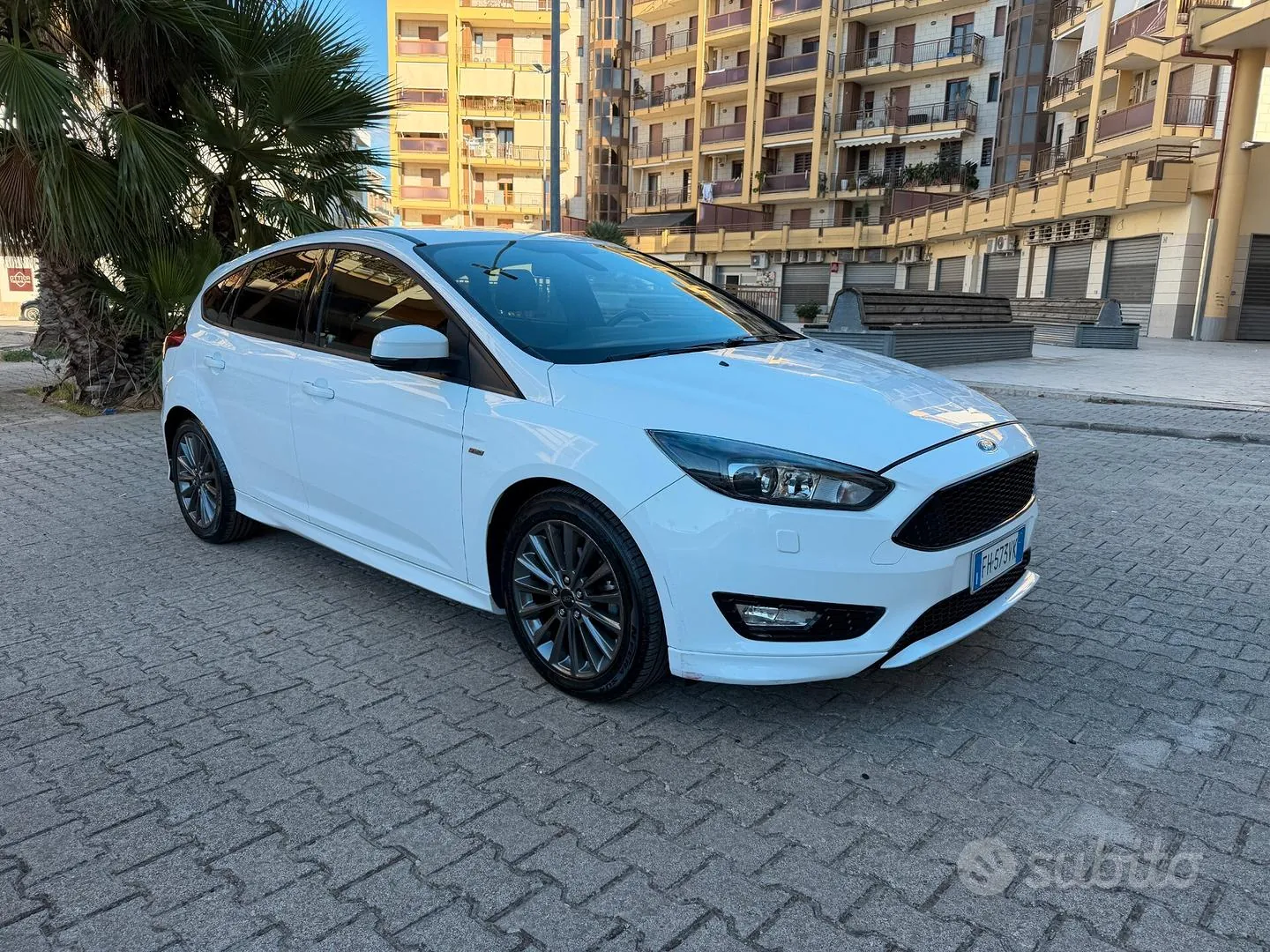 Ford Focus 2017 photo 2