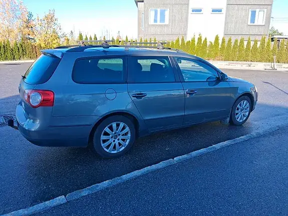 Volkswagen Passat 2006 photo 2