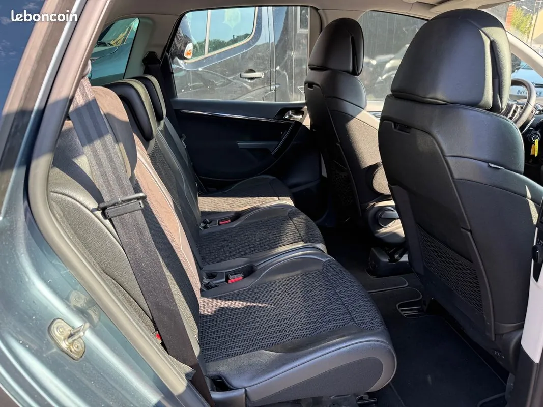 Citroen C4 Picasso 2011 photo 4