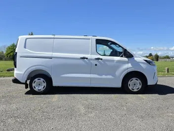 Ford Transit 2026 photo 5