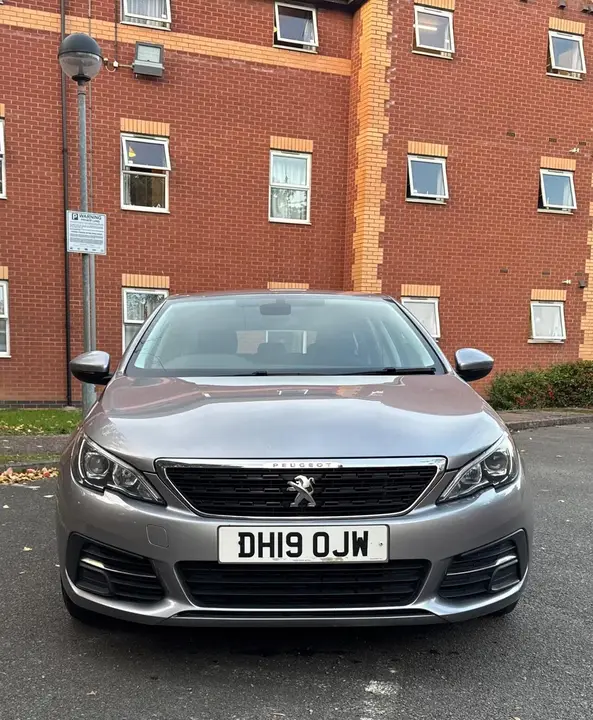 Peugeot 308 Sw 2019 photo 2