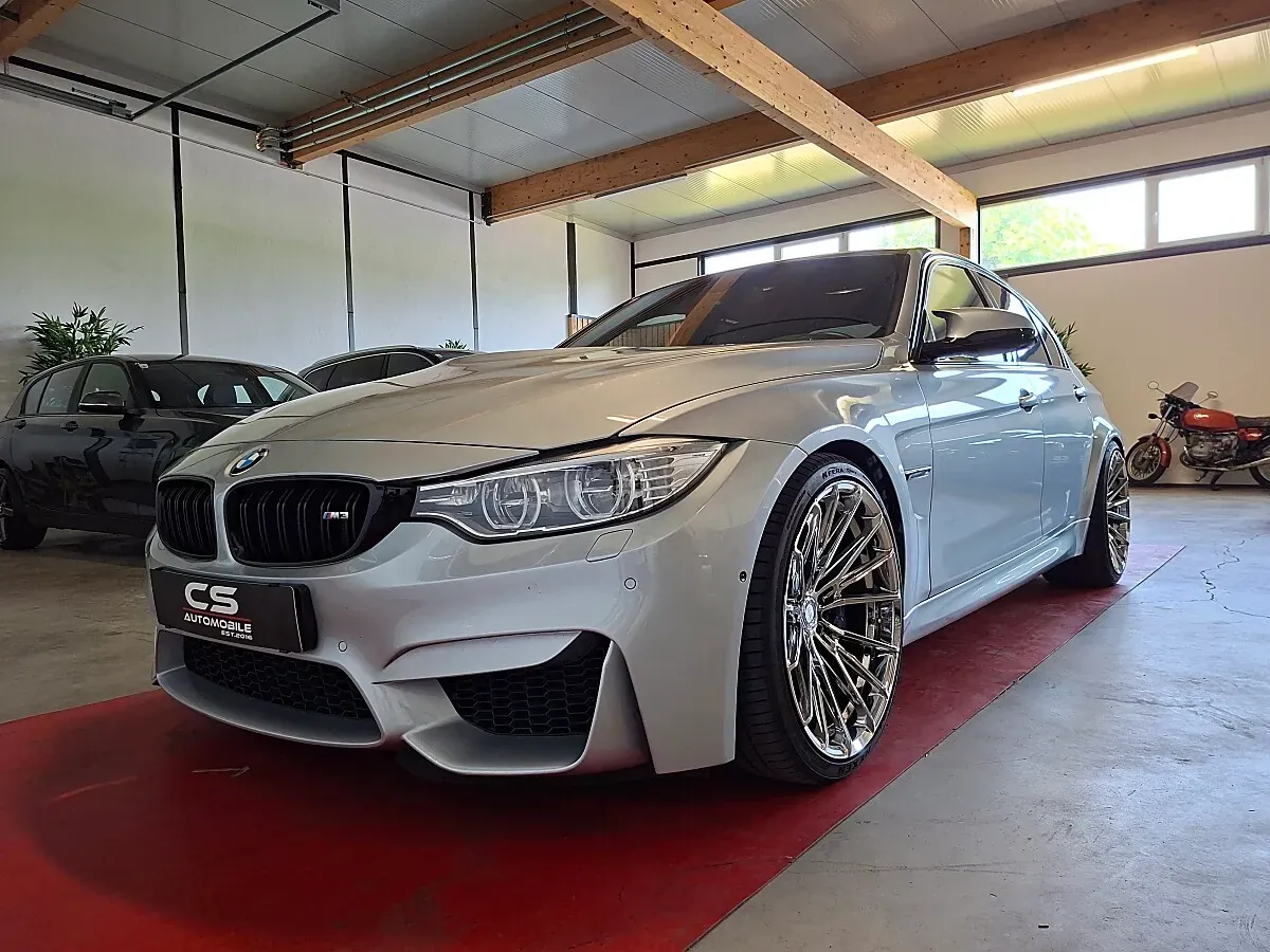 BMW 3 Series 2016 photo 3