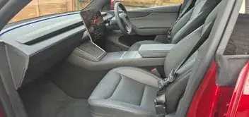 Tesla Model Y 2026 photo 3
