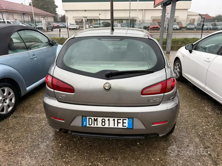 Alfa Romeo 147 2007 photo 4