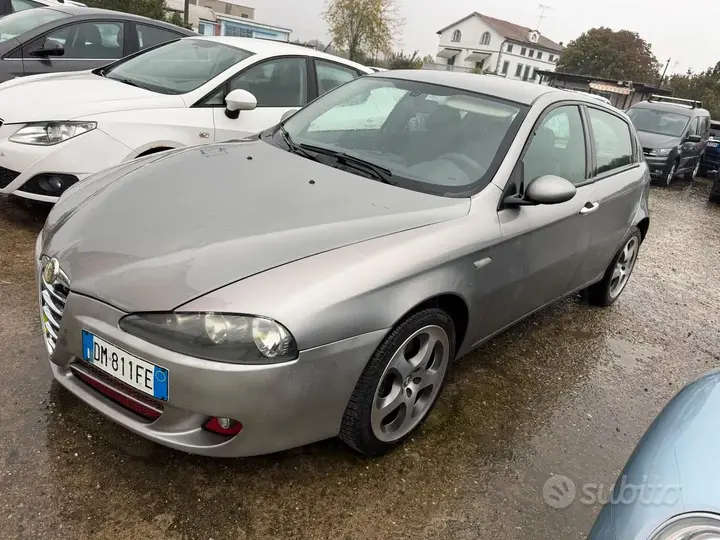 Alfa Romeo 147 2007 photo 3