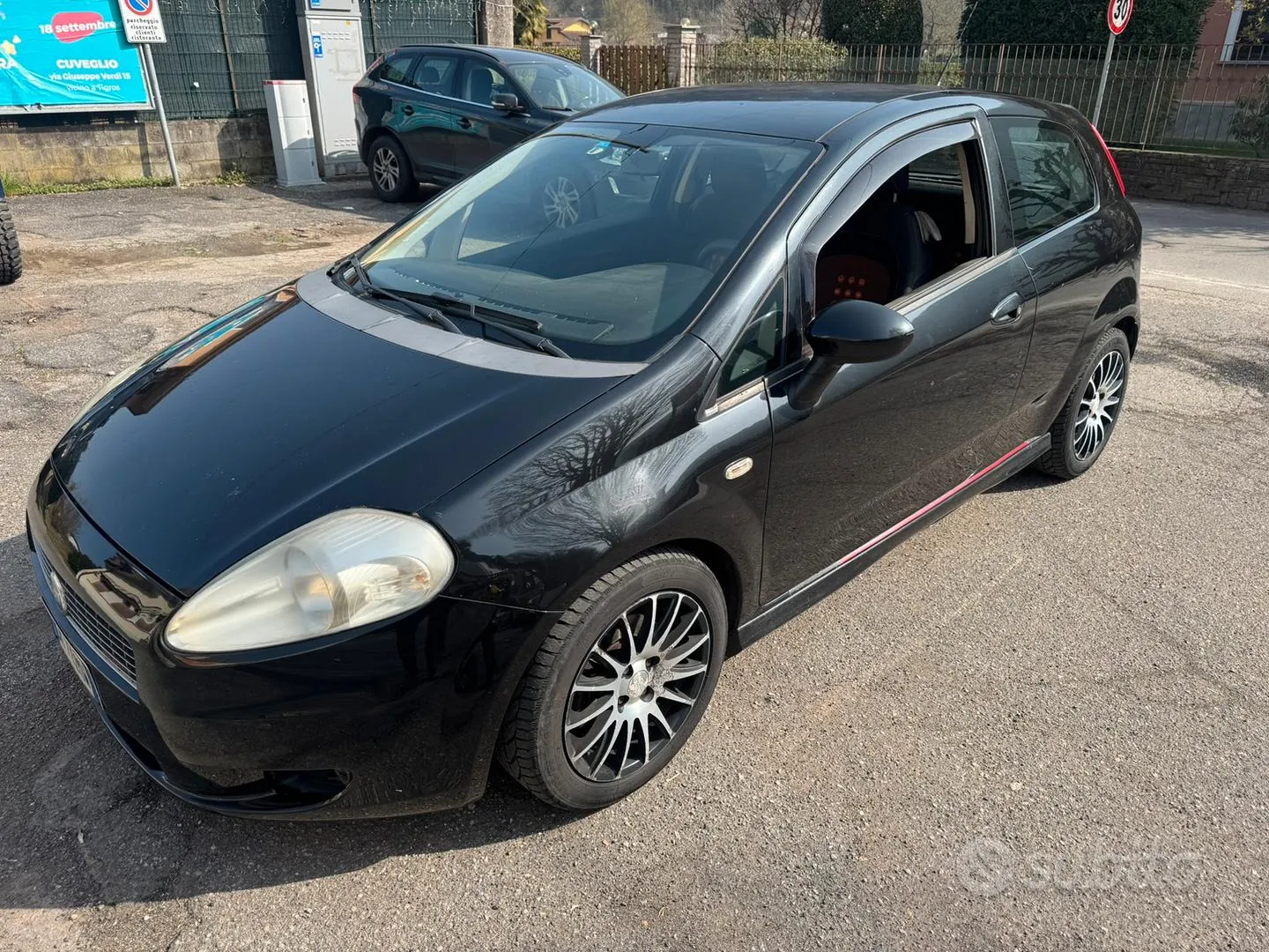 Fiat Grande Punto 2007 photo 2