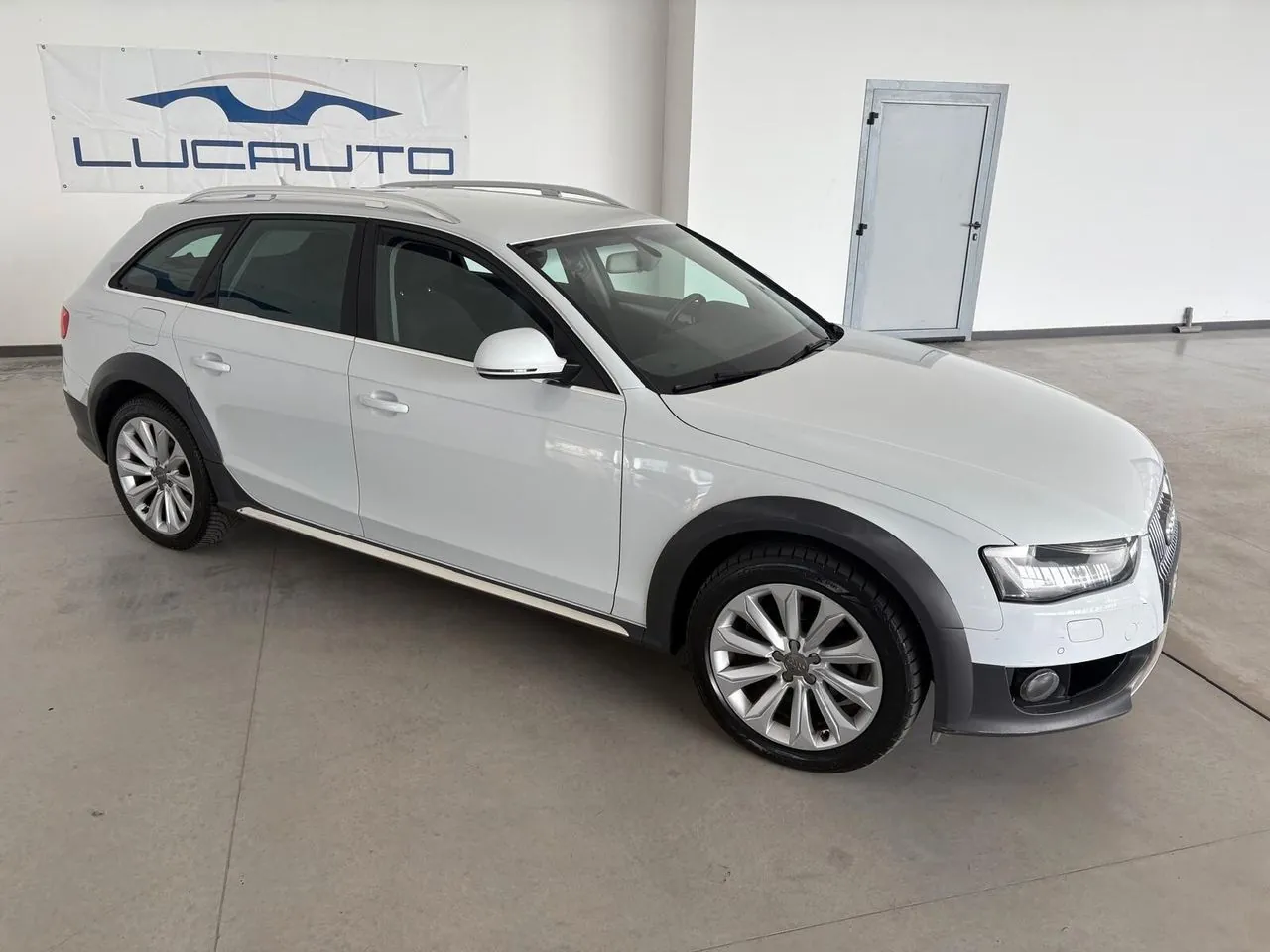 Audi A4 Allroad 2014 photo 3