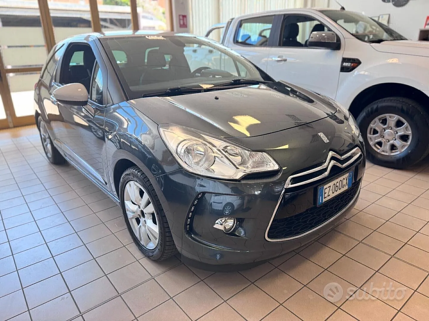 DS Automobiles Ds3 2015 photo 3