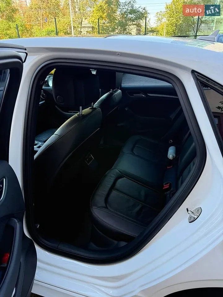 Audi A3 2015 photo 2