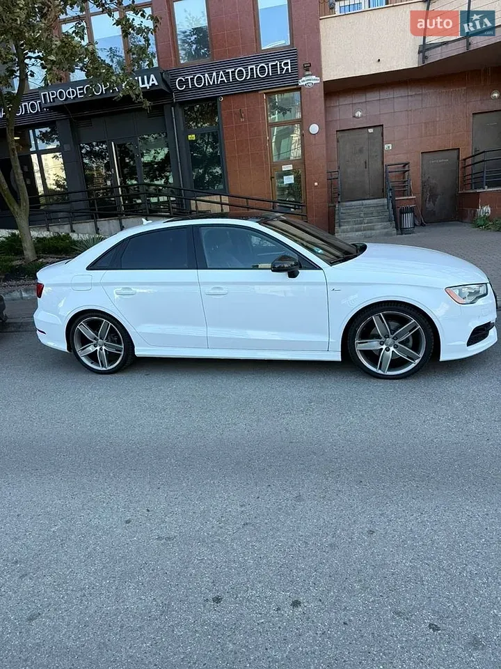 Audi A3 2015 photo 4